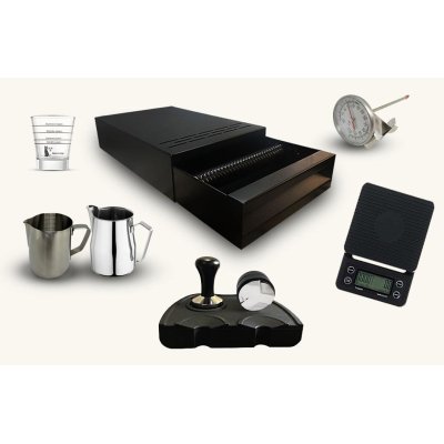 Horecamark Barista PRO SET  Profesyonel Barista Hazırlık Ekipman Seti Posa Çekmecesi Hassas Terazi Düzleştirici Tamper Pitcher 500 ml Pitcher Horecamark Ölçekli Süt Potu Paslanmaz Çelik  600 ml Termometre Ölçüm Bardağı Tamper Matı