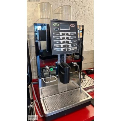 NUOVA SIMONELLI TALENTO SÜPER OTOMATİK KAHVE MAKİNESİ